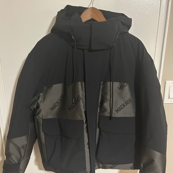 Mackage Farris-MG Down Ski Jacket – Carbon – Men’s Medium - Picture 1 of 5